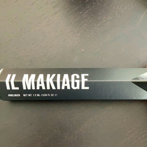 Il Makiage black liquid eyeliner - Picture 1 of 1